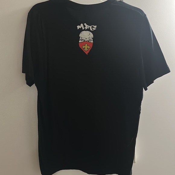 Mens black tshirt. NWOT. Size L. - Picture 4 of 4